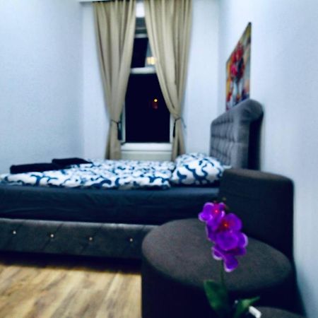 Modern Double Room Js A Wien Eksteriør billede
