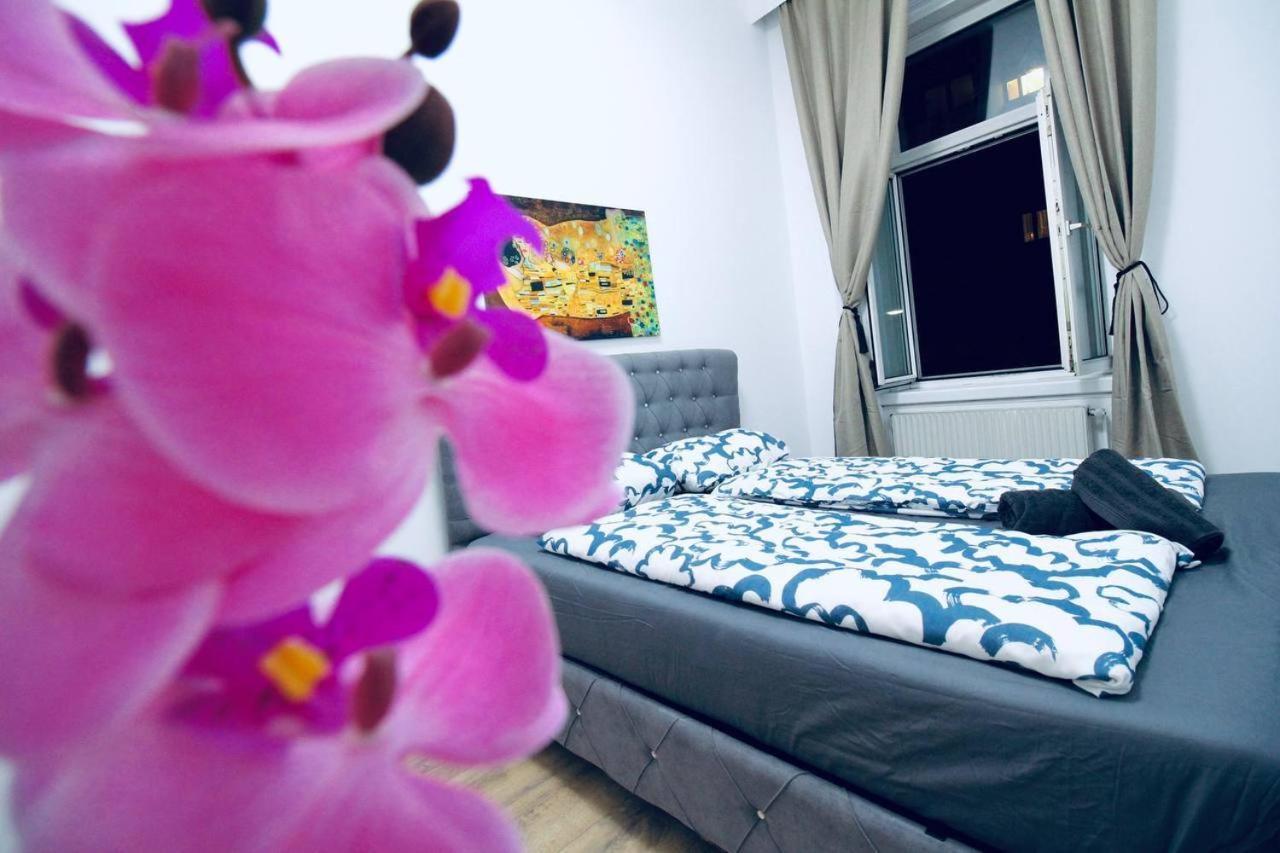 Modern Double Room Js A Wien Eksteriør billede