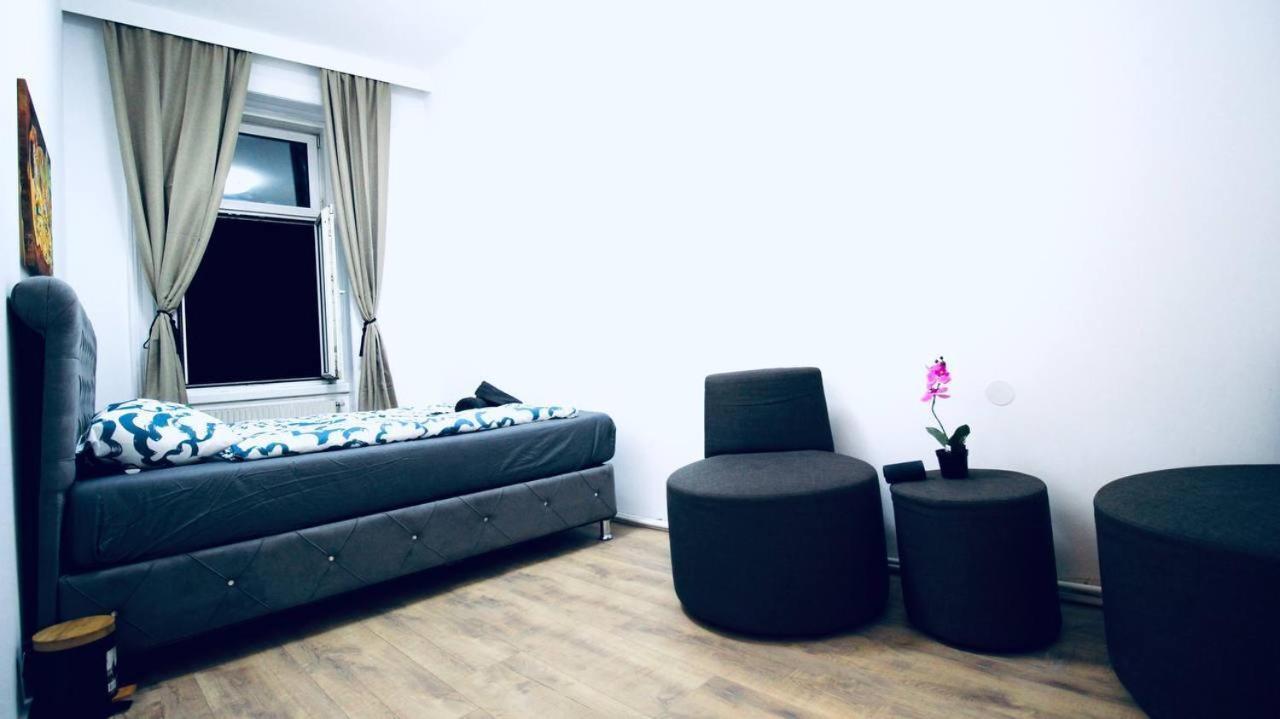 Modern Double Room Js A Wien Eksteriør billede