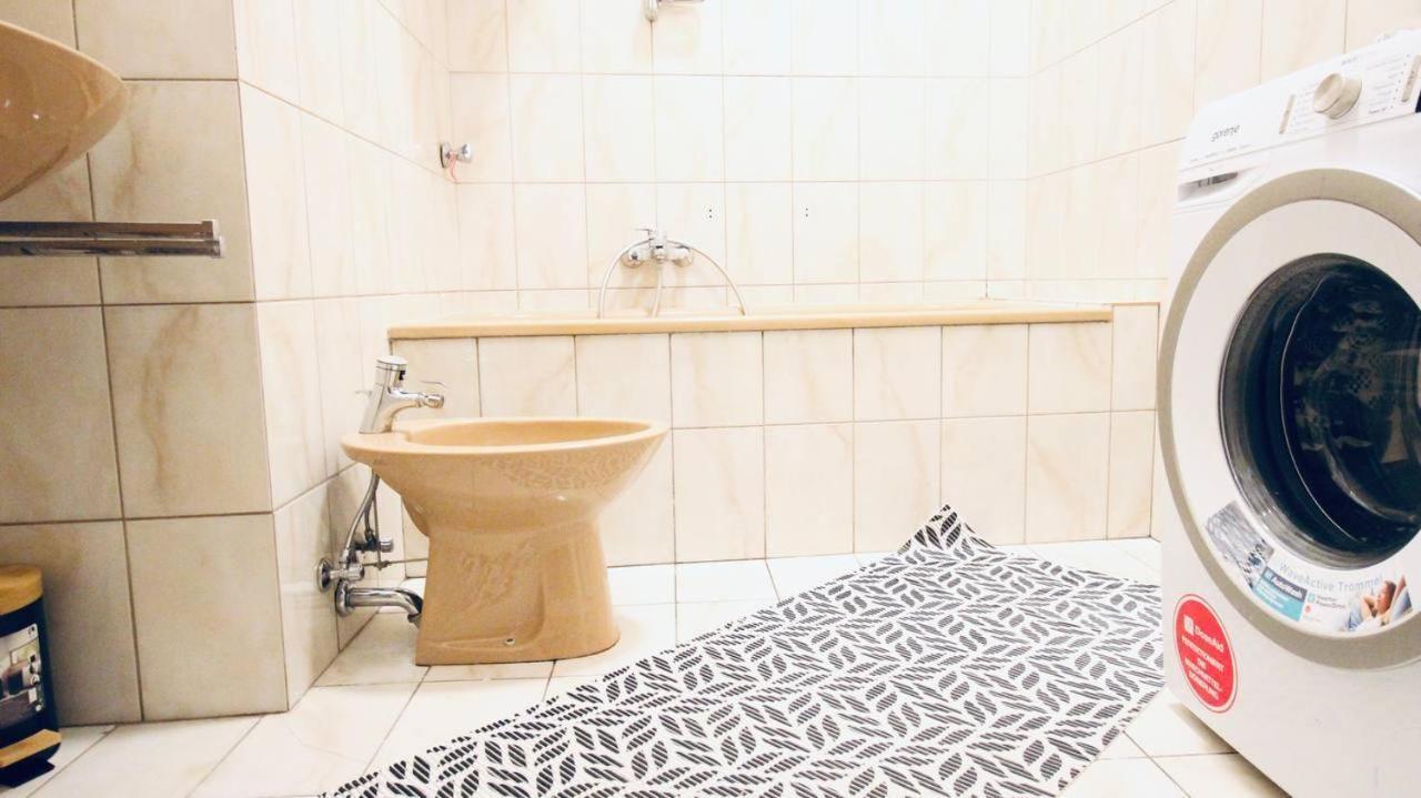 Modern Double Room Js A Wien Eksteriør billede