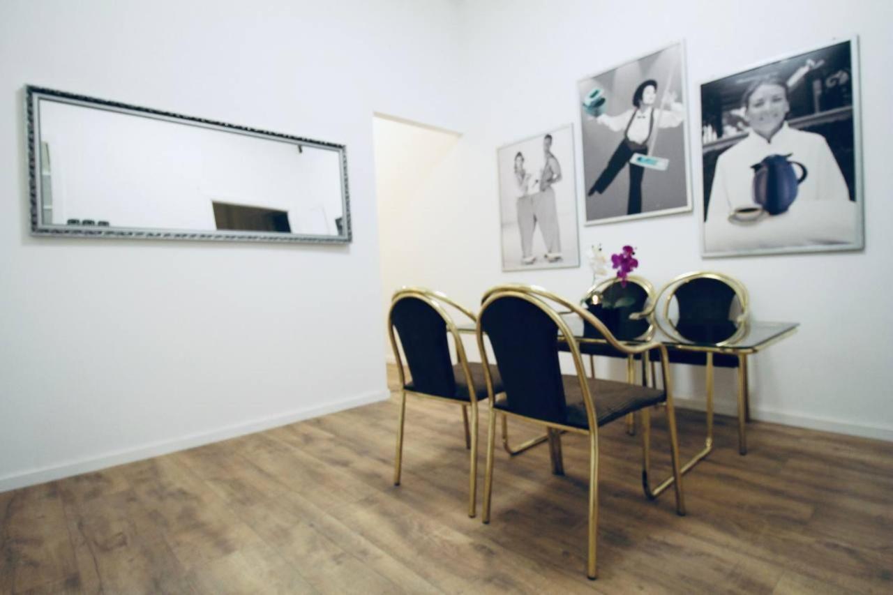 Modern Double Room Js A Wien Eksteriør billede